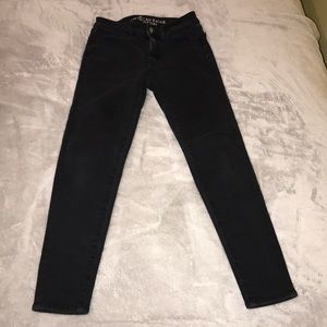 American Eagle black skinny jeans